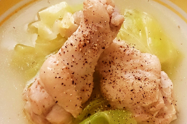 鶏手羽のスープ